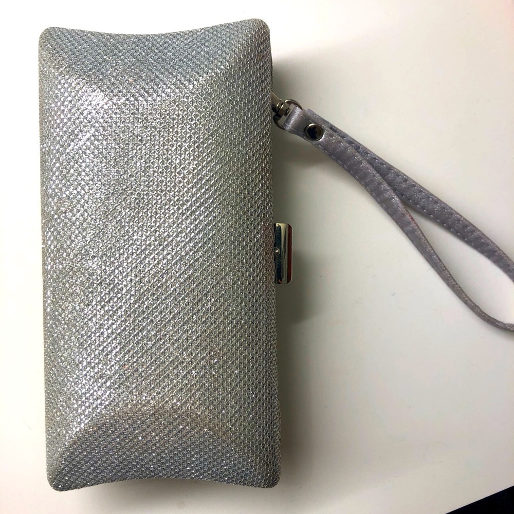 Silver clutch